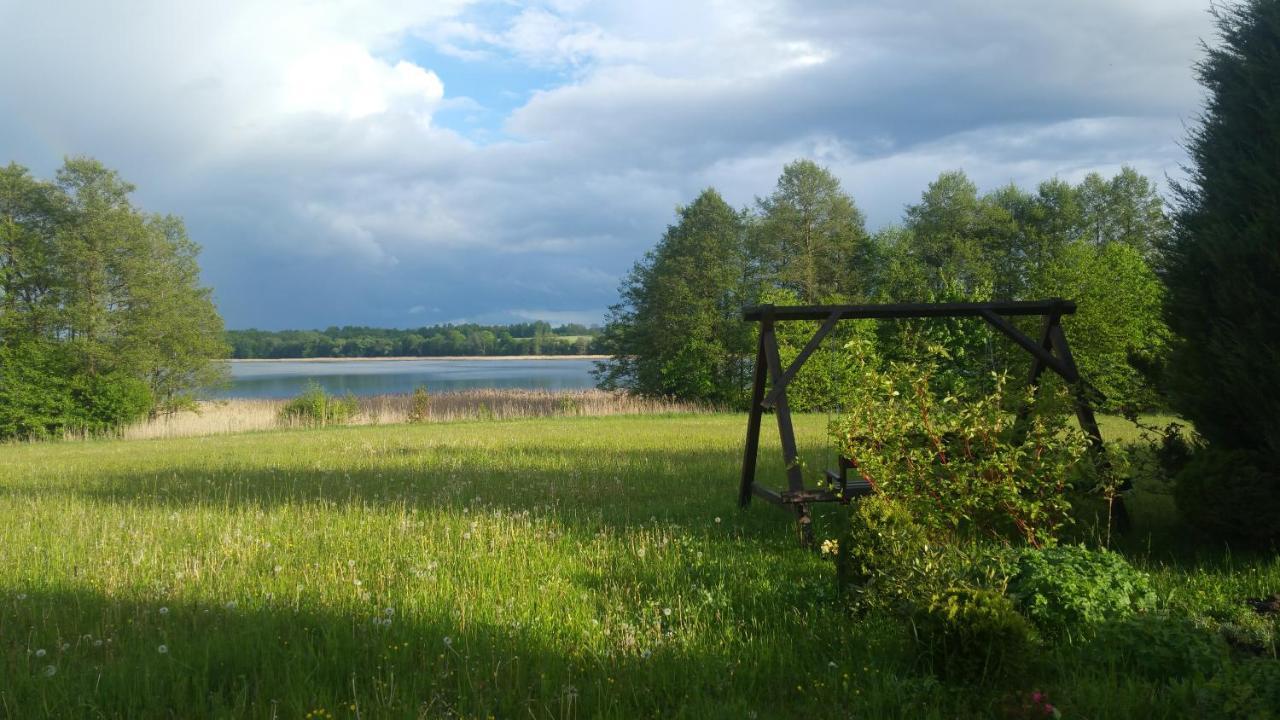 Domki Nad Jeziorem "Polwysep Suryty" Eksteriør billede